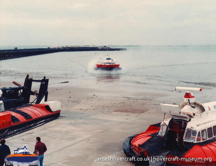 AP1-88 hovercraft at Ryde hoverport -  (credit: The <a href='http://www.hovercraft-museum.org/' target='_blank'>Hovercraft Museum Trust</a>).